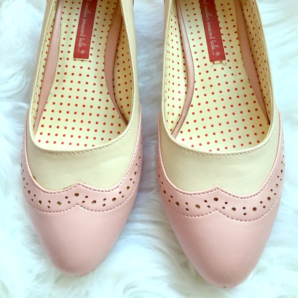 B.A.I.T pink vintage style heels